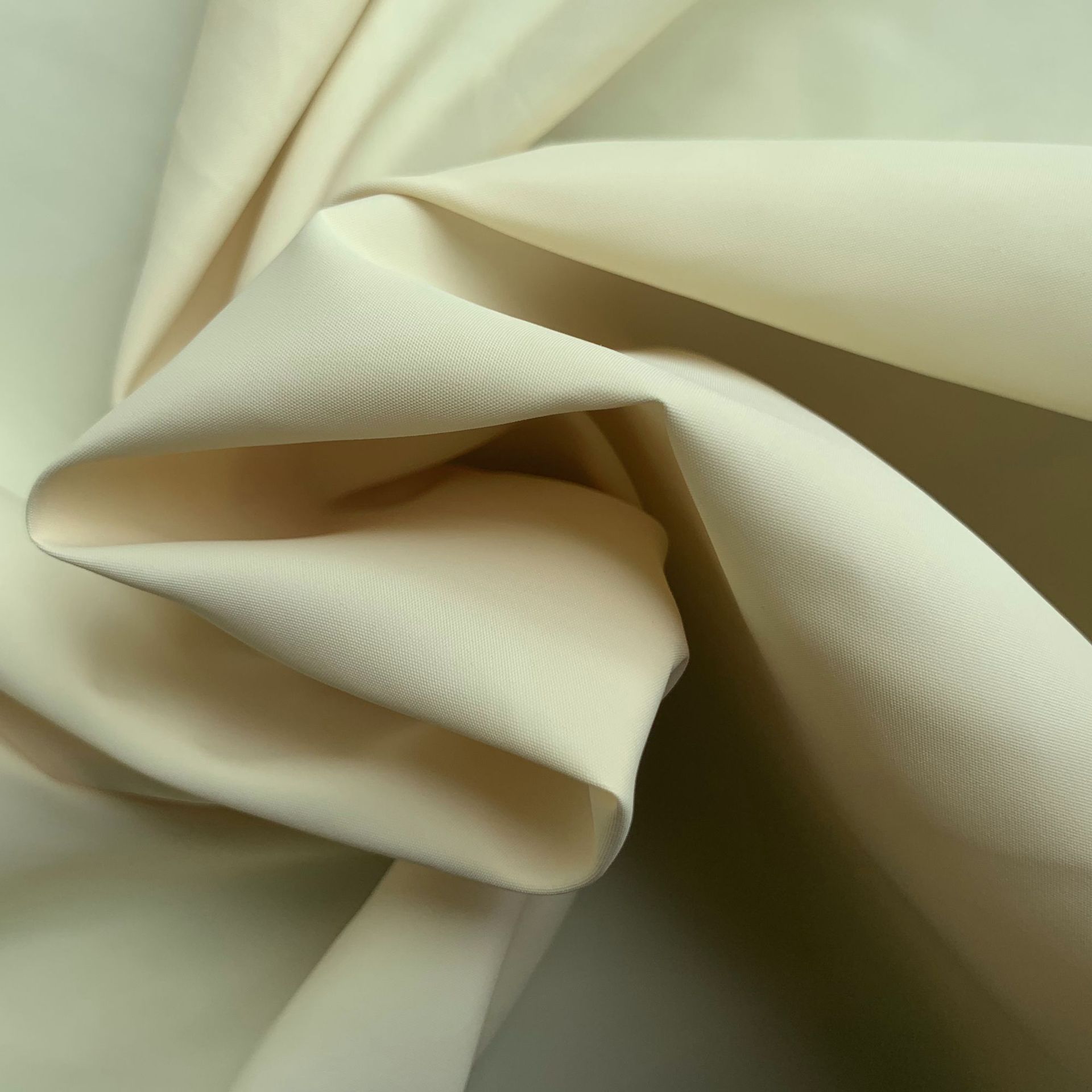 75d春亚纺复合pu防护服隔离衣面料抗渗水抗撕裂强力抗血液穿透率