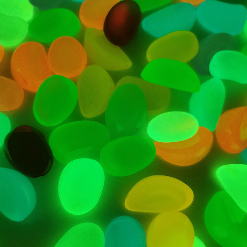 亚克力夜光石 彩色夜光石子 园林鱼缸水族造景人造荧光发光鹅卵石