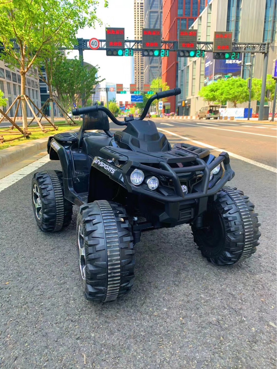 庞巴迪大炮特使儿童电动车玩具车电动车四轮摩托车 一件代发