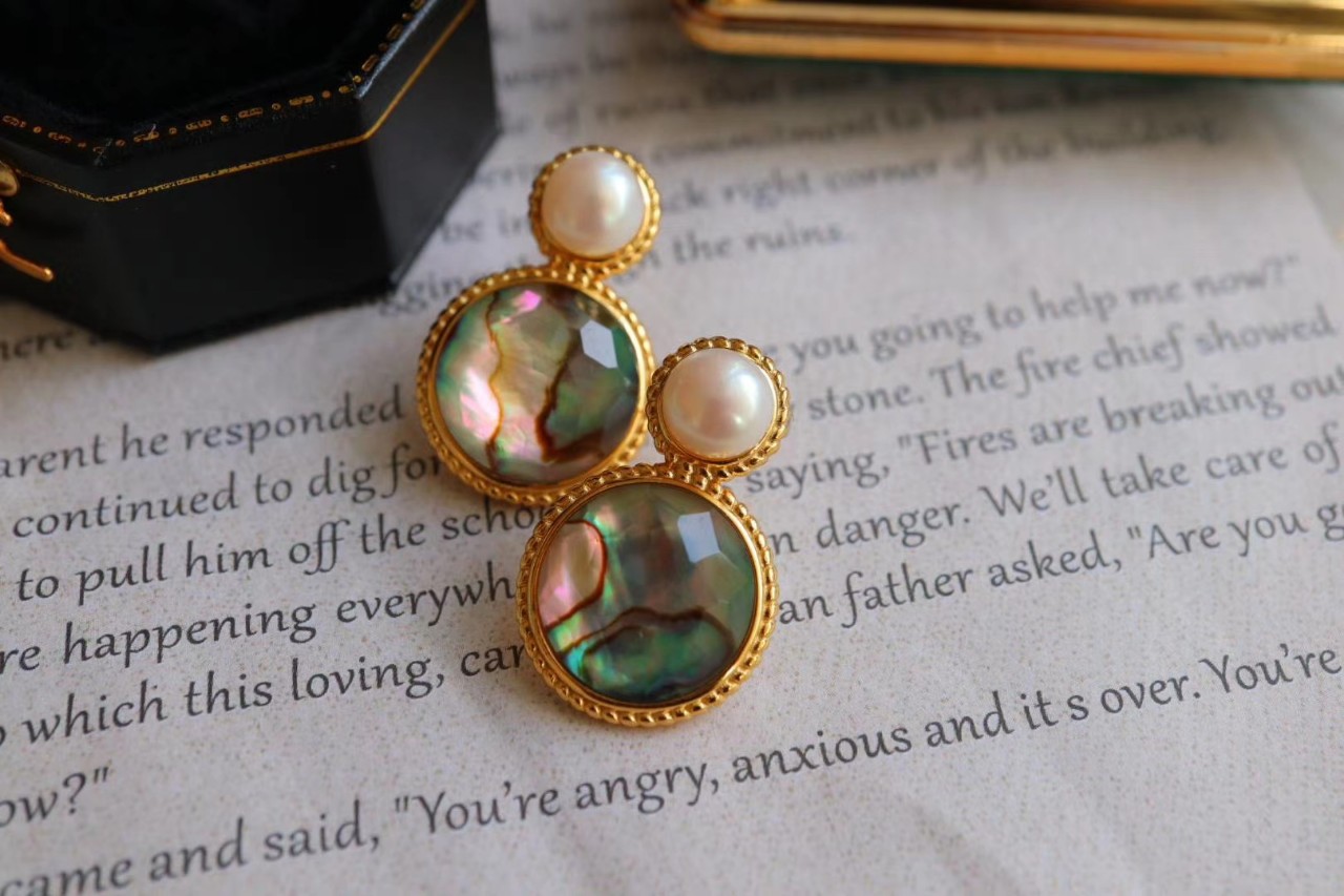 925银镀金鲍鱼贝彩贝黑贝贝壳天然淡水珍珠耳钉耳环