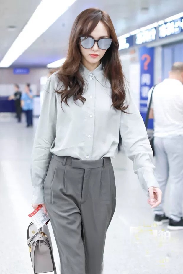 明星机场唐嫣同款纯色阔腿裤春夏休闲裤立体感非主流宽松直筒长裤