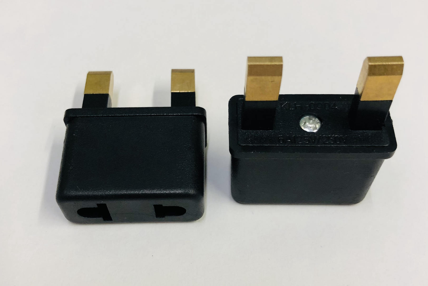 英规转接头英规转换插头欧规美规澳规转英规电源适配器英规插头