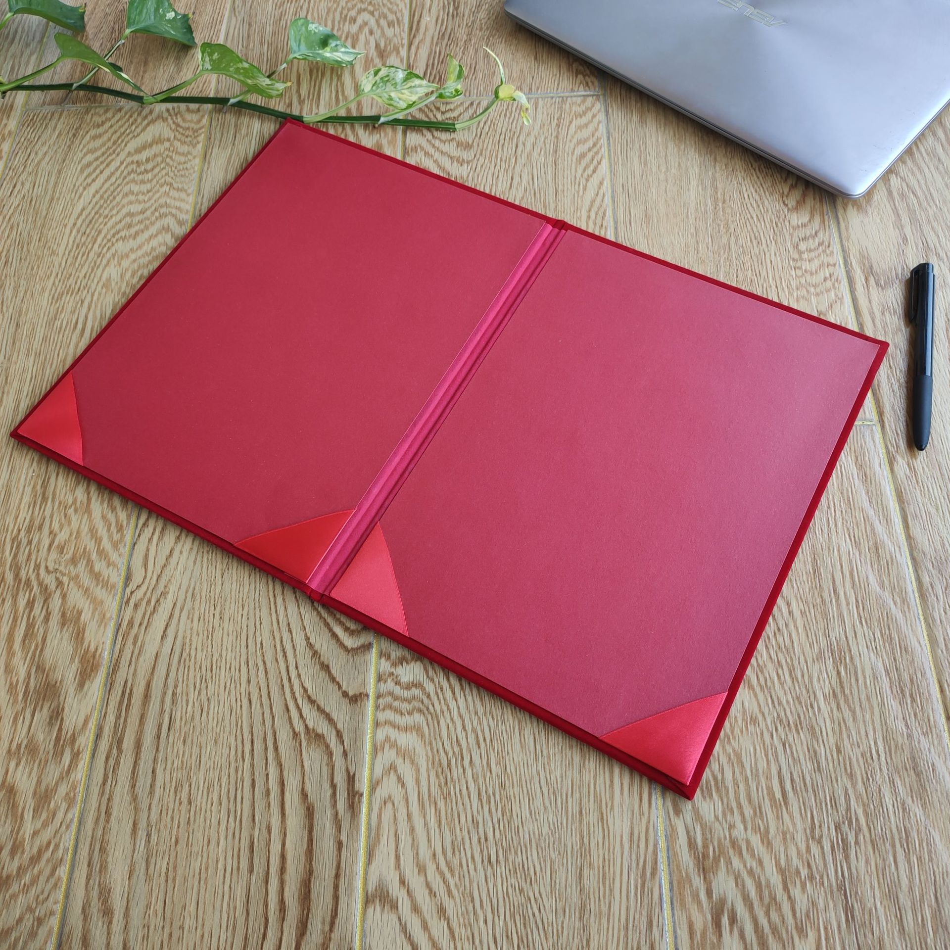 批发整箱6k红色绒面烫金发泡签约本商务会议合同夹签约夹定制做
