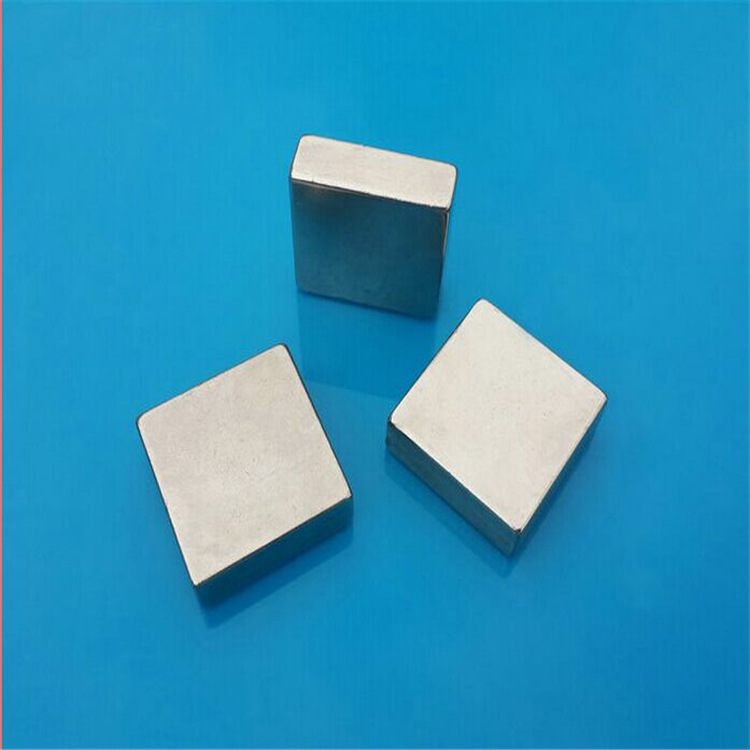 厂家定制 钕铁硼强力圆形磁钢 强磁磁铁片 方形磁块 磁铁定做