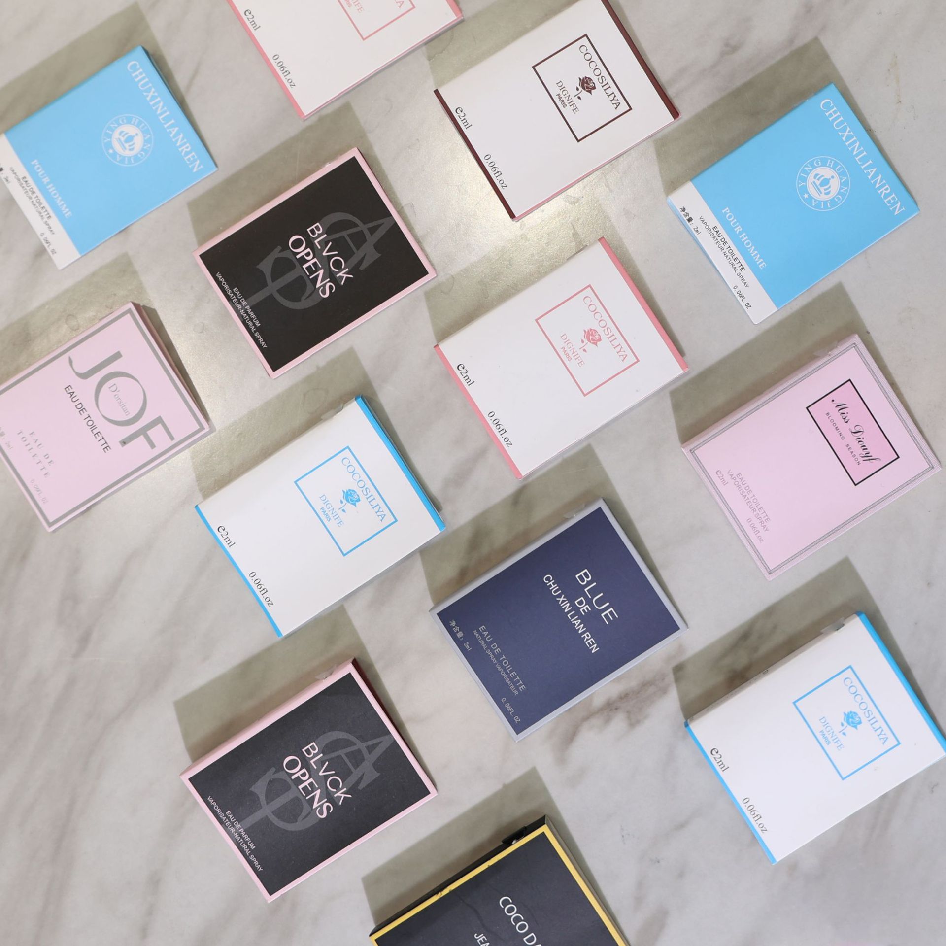 卡片香水小样2ml 女士持久淡香赠品试用装黑鸦片柏林少女