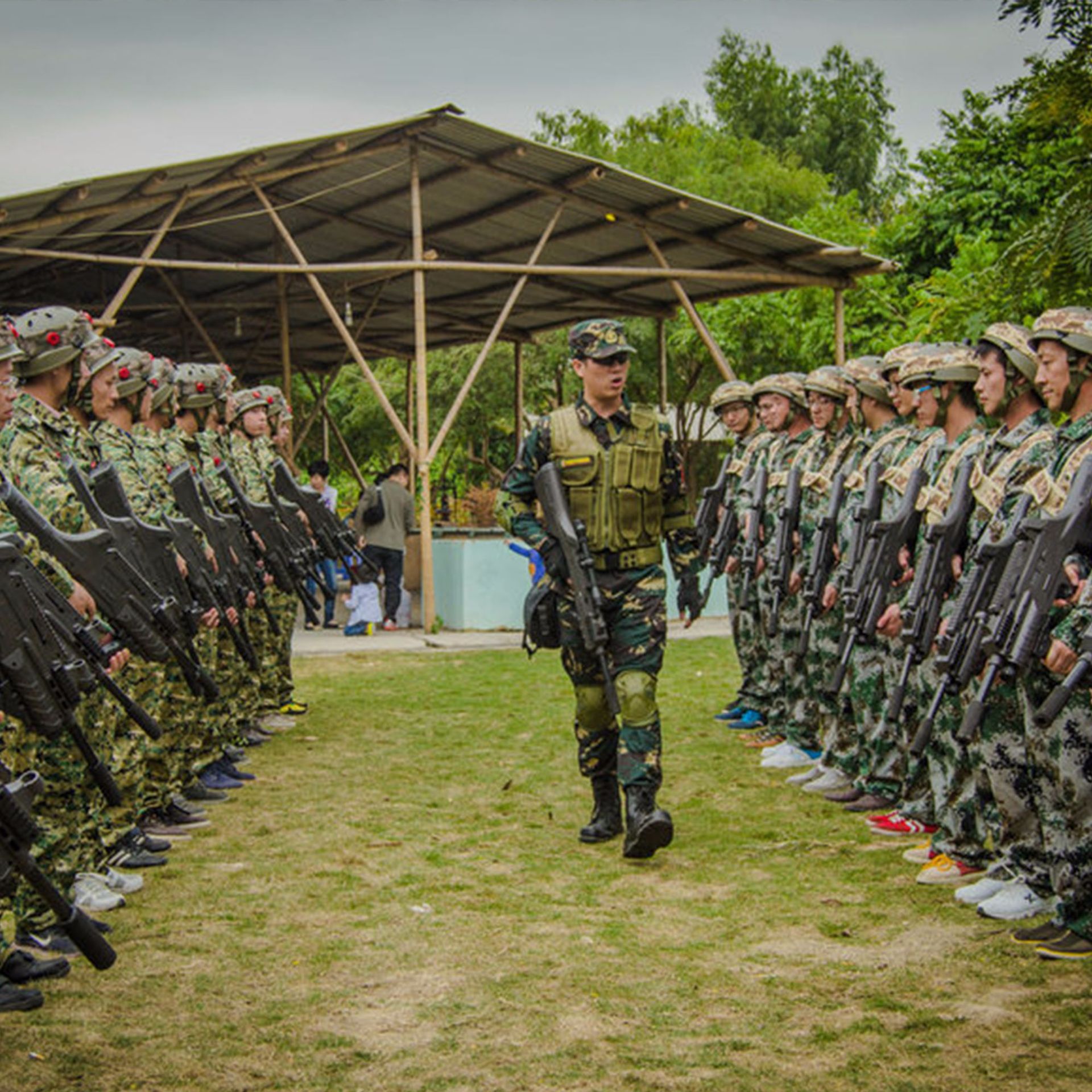 cs场地真人cscs模拟对战射击