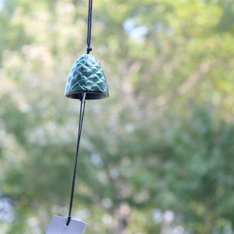 日本南部岩手铸铁风铃松果 复古铁器 景区纪念品挂饰装饰寺庙挂件