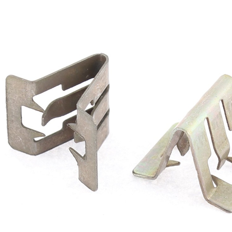 供应汽车卡扣 金属卡子 仪表台卡子 铁 通用 门板顶棚卡扣卡