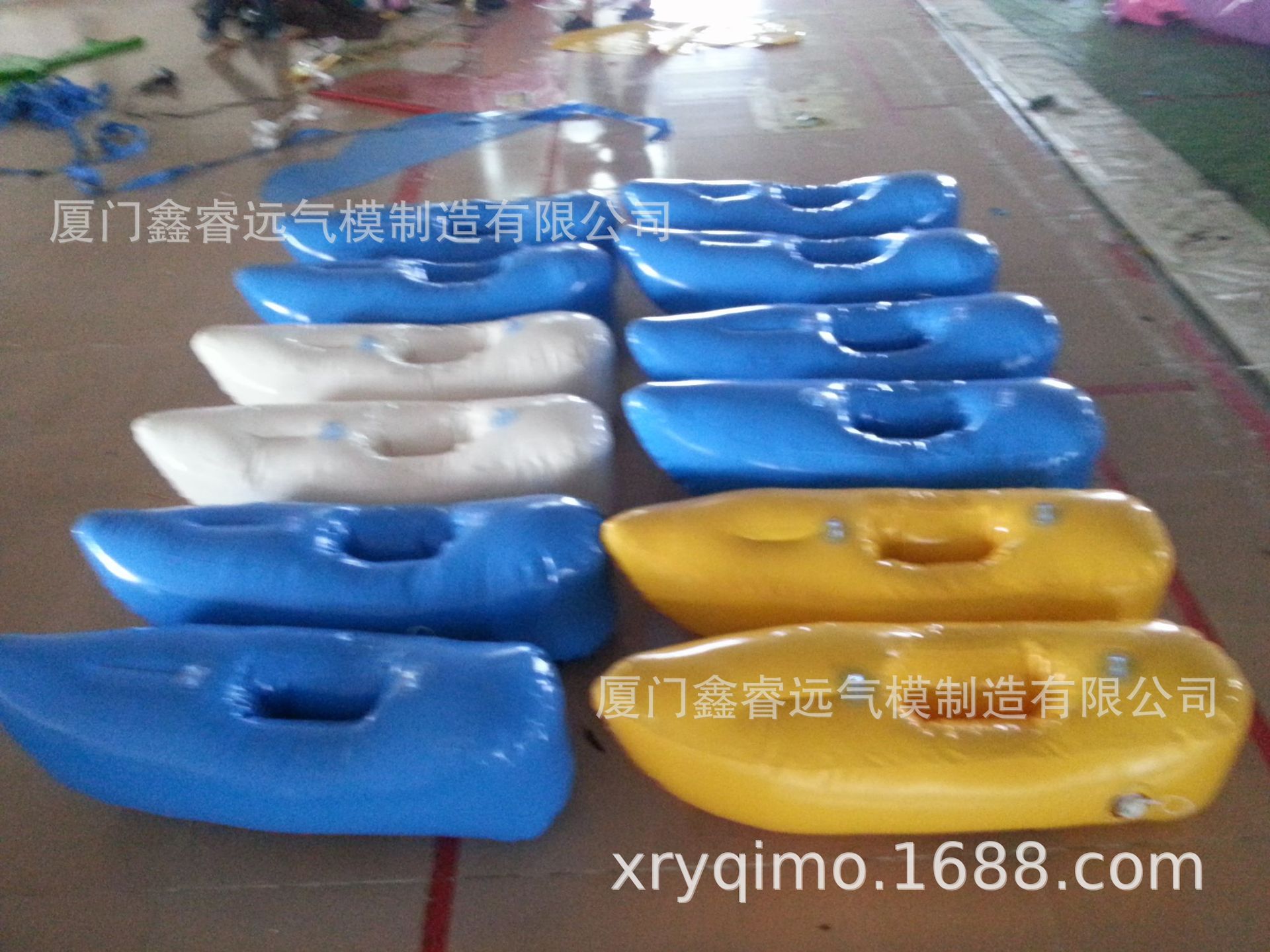 水上步行鞋水上行走鞋户外水上充气行走鞋福建气模
