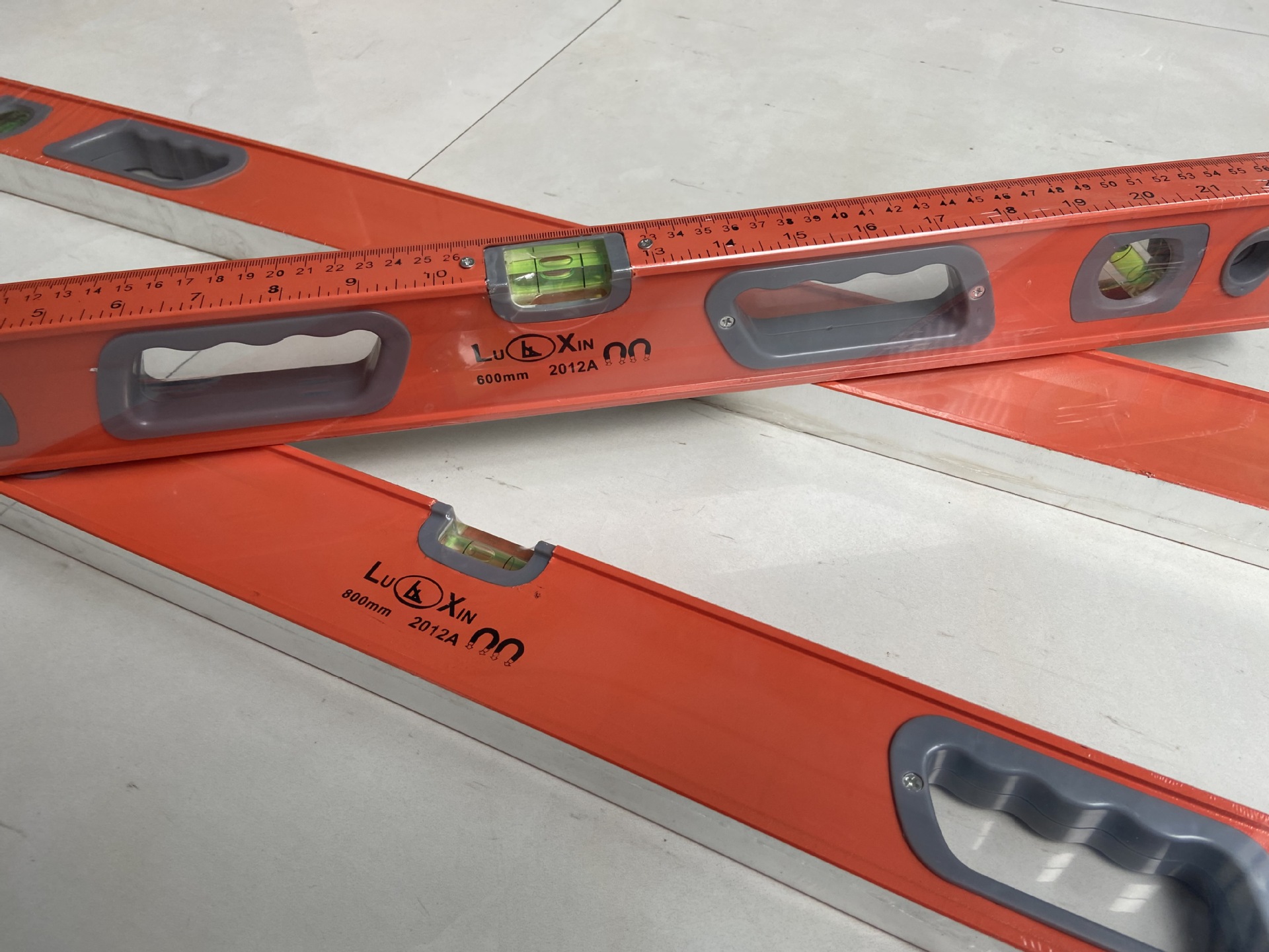 厂家批发 铝合金高精度水平尺 精准测量强磁水平尺-阿里巴巴