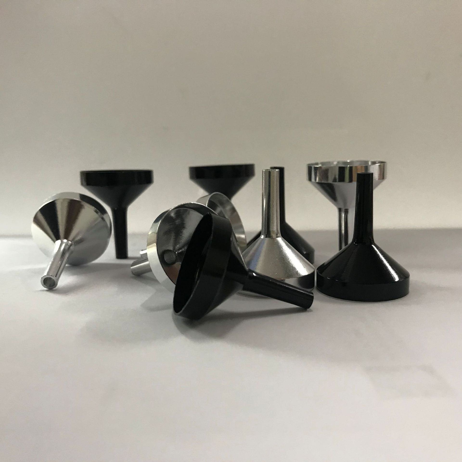 电化铝小漏斗 精油香水分装金属漏头 香水分装工具 液体分装器