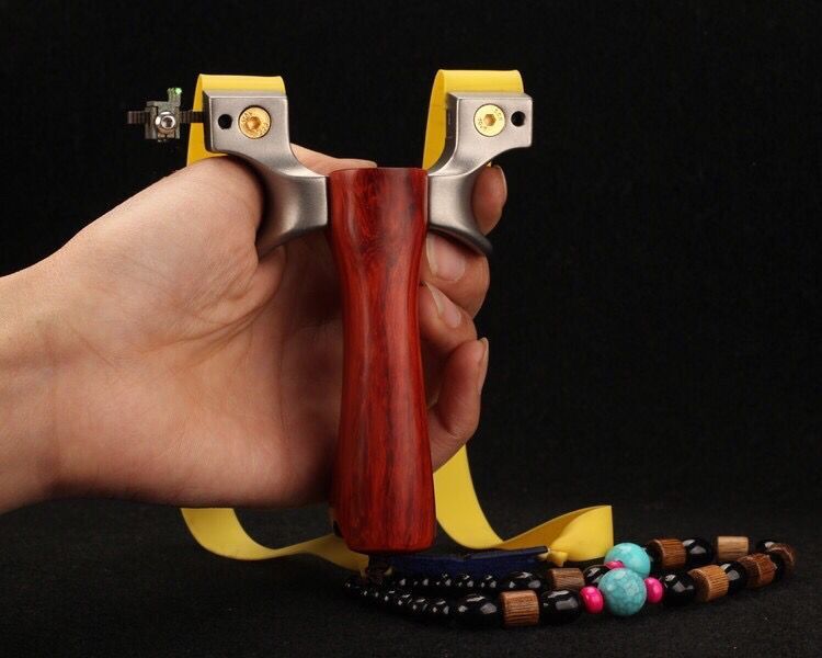 新款不锈钢传奇弹弓实木免绑扁皮高精度大威力快压架子户外弹工架