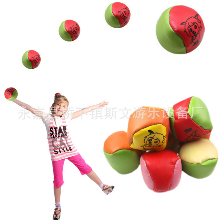 沙包是中国大陆地区中小学体育课上用以练习投掷的一种器材,一般在用