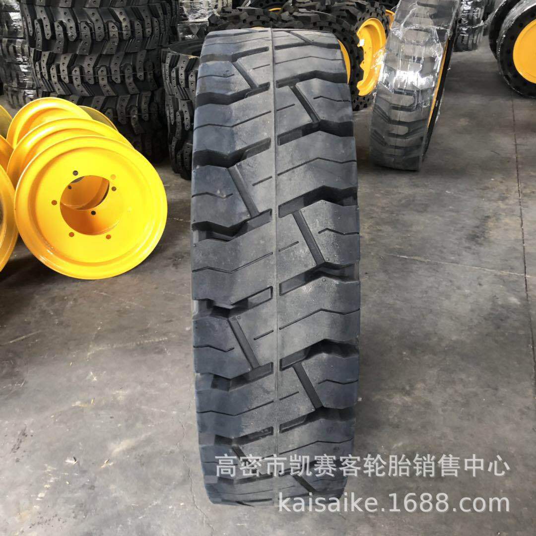 厂家供应 实心自卸车轮胎1200-20工程矿山渣土大货车轮胎配套钢圈