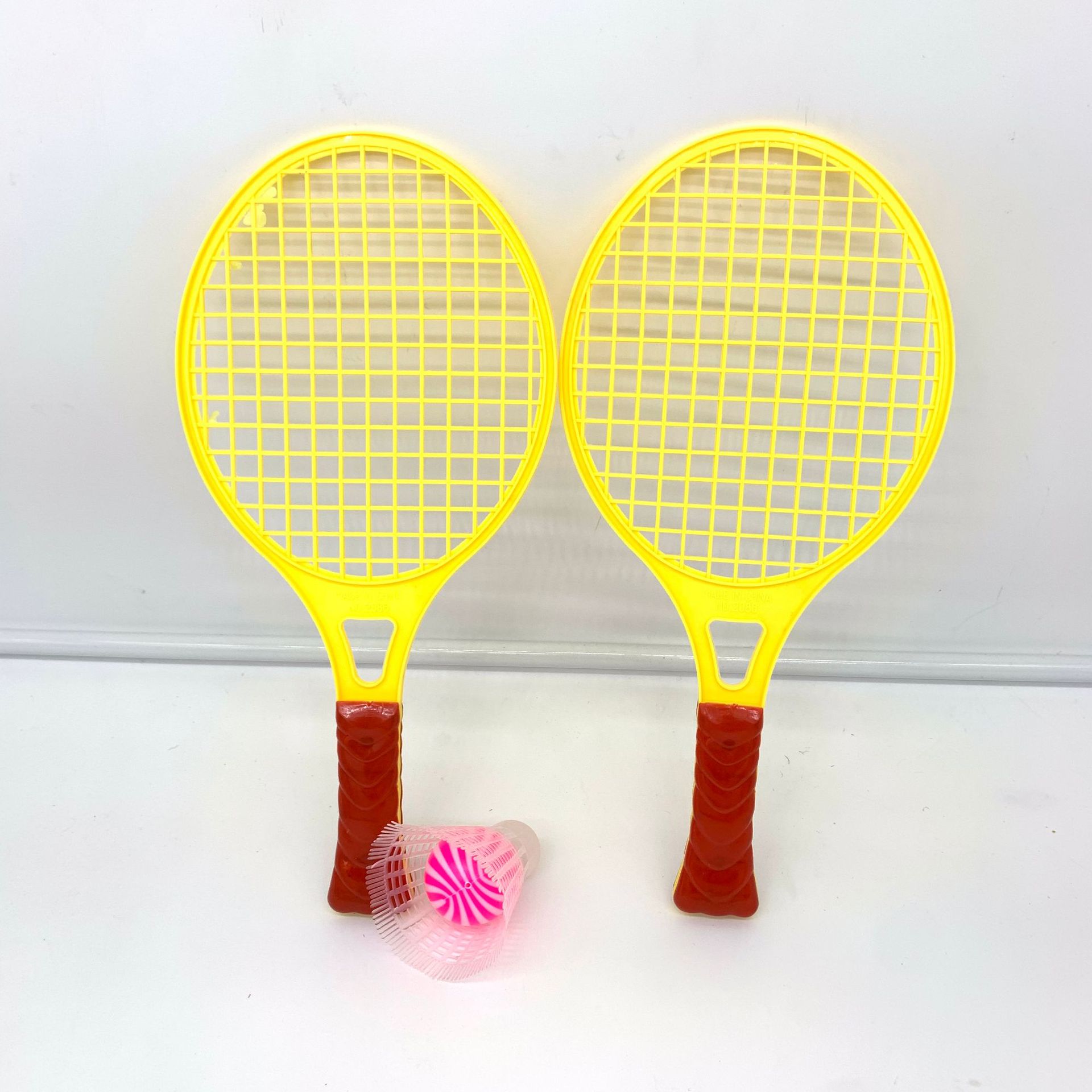 新款儿童网球拍羽毛球拍户外运动塑料网球拍沙滩玩具幼儿园玩具