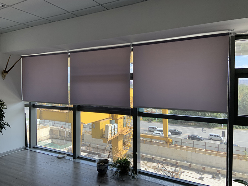 定制卷帘窗帘logo广告窗帘卷帘办公室遮阳光百叶窗帘工程板房卷帘