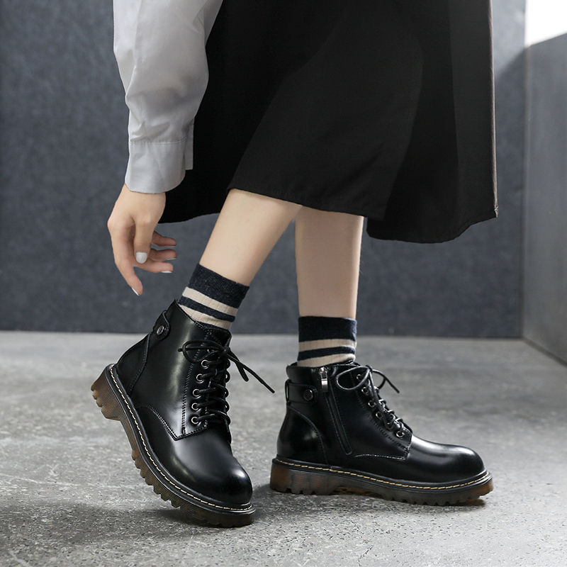 网红马丁靴女英伦风2020新款韩版百搭女学生时尚休闲短筒靴子女潮