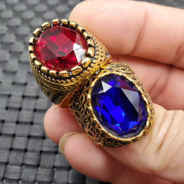 玉龙玉器冰种锆石戒指宝蓝色锆石切面戒指鸡血红锆石戒指饰品戒指