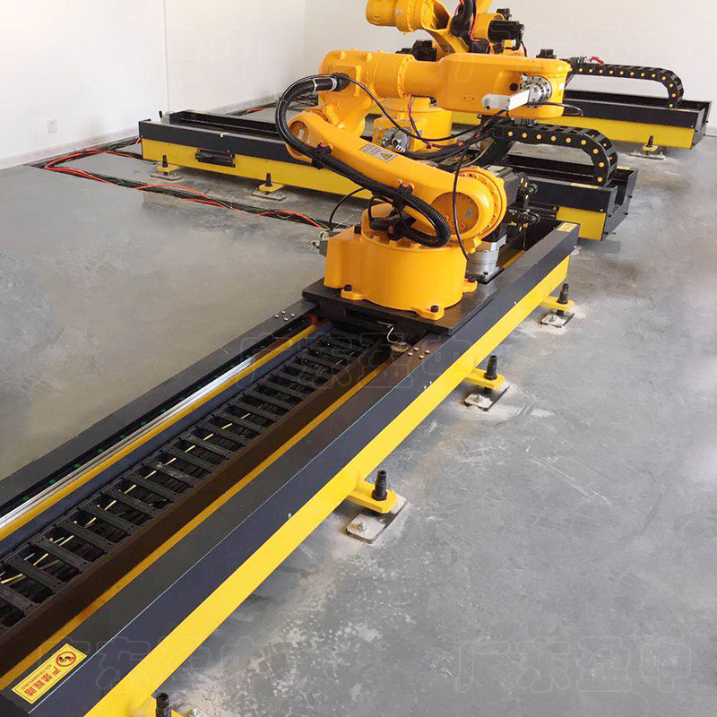 焊接工业机器人地轨行走轴外部轴导轨盈中标准地轨批量生产