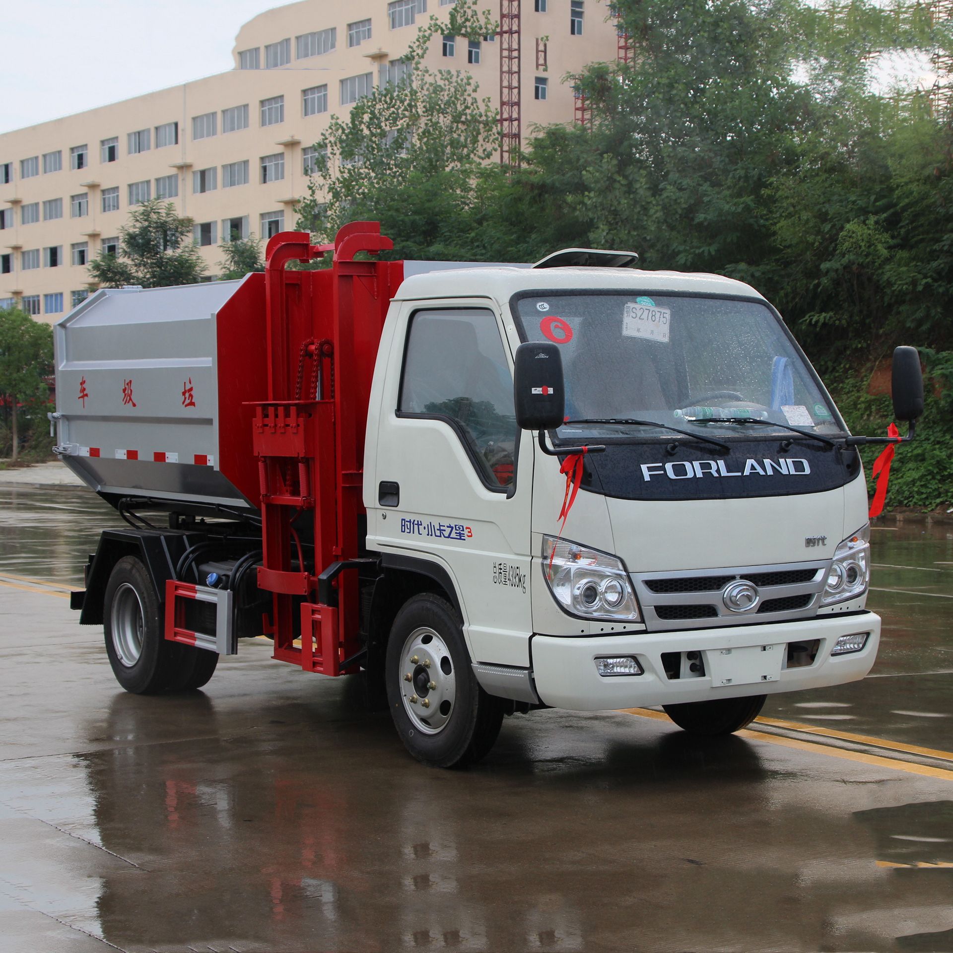 福田小卡3吨国六挂桶垃圾车 自装卸挂桶垃圾车 蓝牌挂桶垃圾车