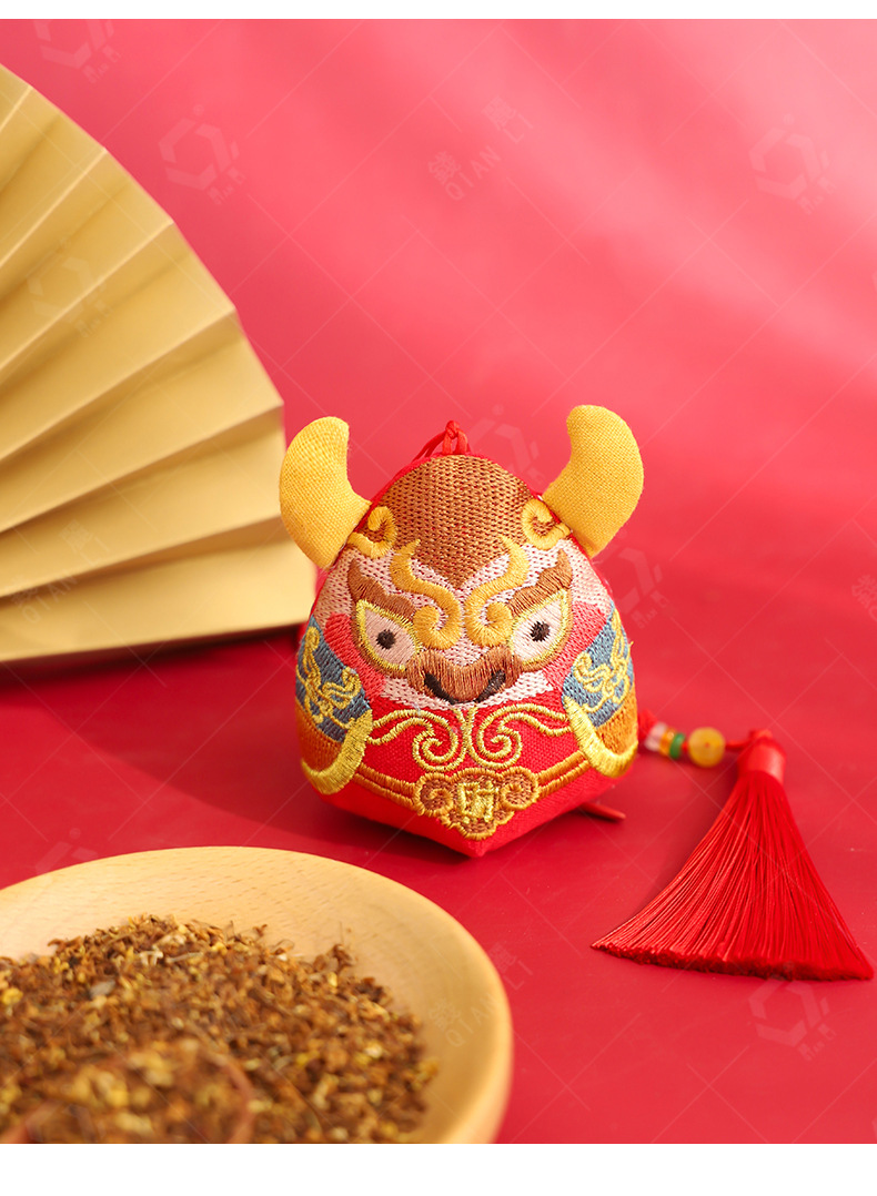 【钱丽】 香囊牛年香包中国风福袋立体牛型香袋挂件批发定制