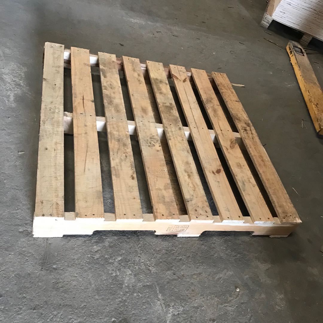 厂家直销11001100mm国内叉车木垫仓板物流仓库防潮板卡板木托盘
