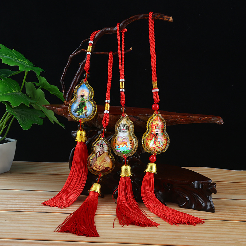 glass gourd car pendant color printing glass car hanging souvenir car decoration tassel pendant wholesale