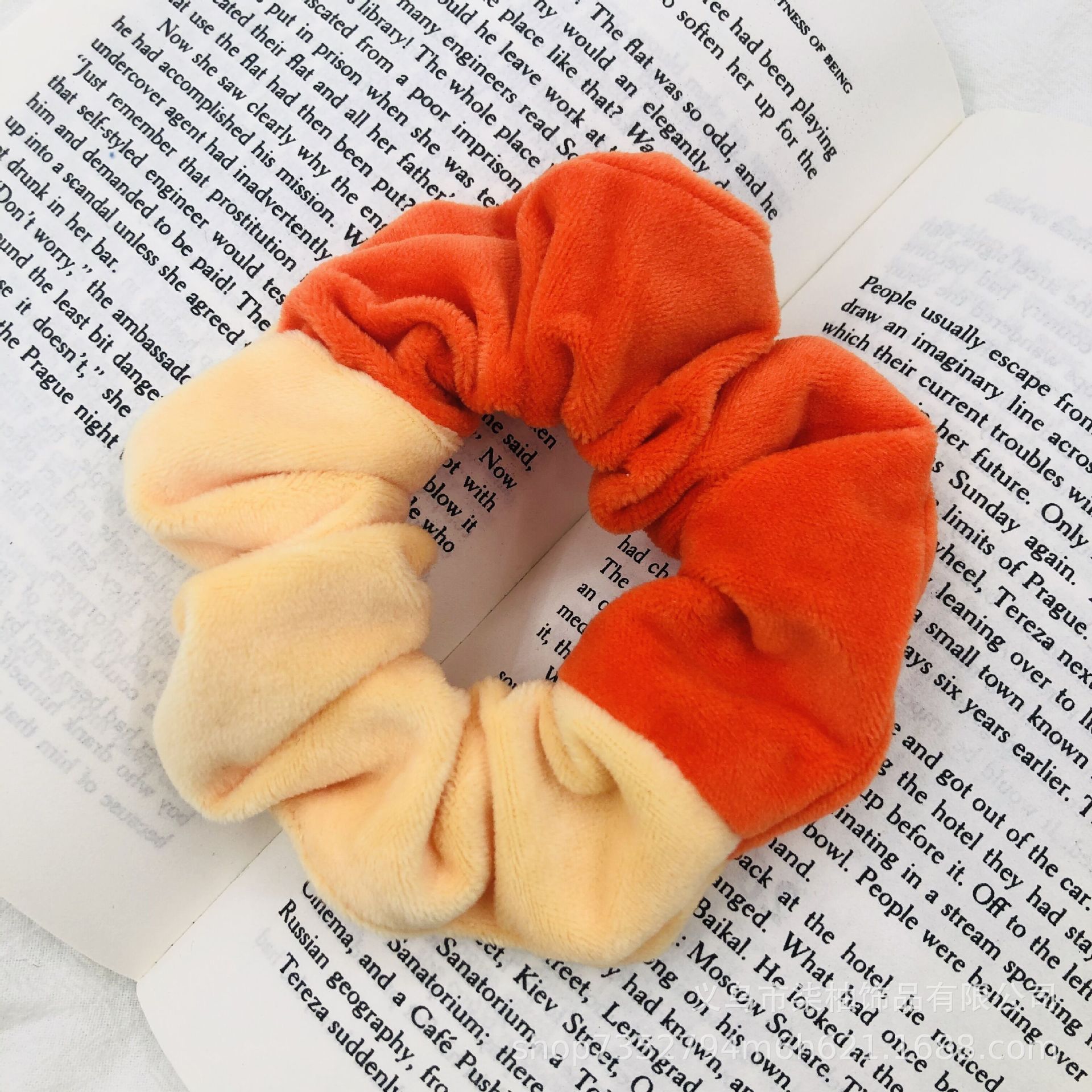 日韩少女可爱秋冬糖果色肥肠圈发饰拼色在逃公主毛绒大肠发圈发绳