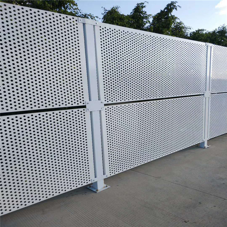 市政工地施工沿海抗风冲孔围挡板镀锌冲孔围挡墙工程建筑抗风护栏