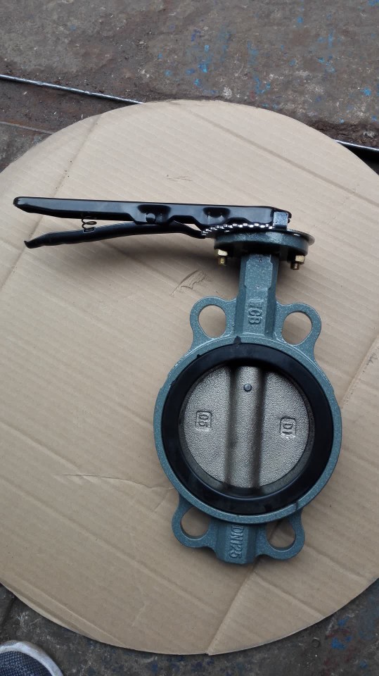 供应碳钢对夹手柄蝶阀d71x-16c加工定制,厂家直销