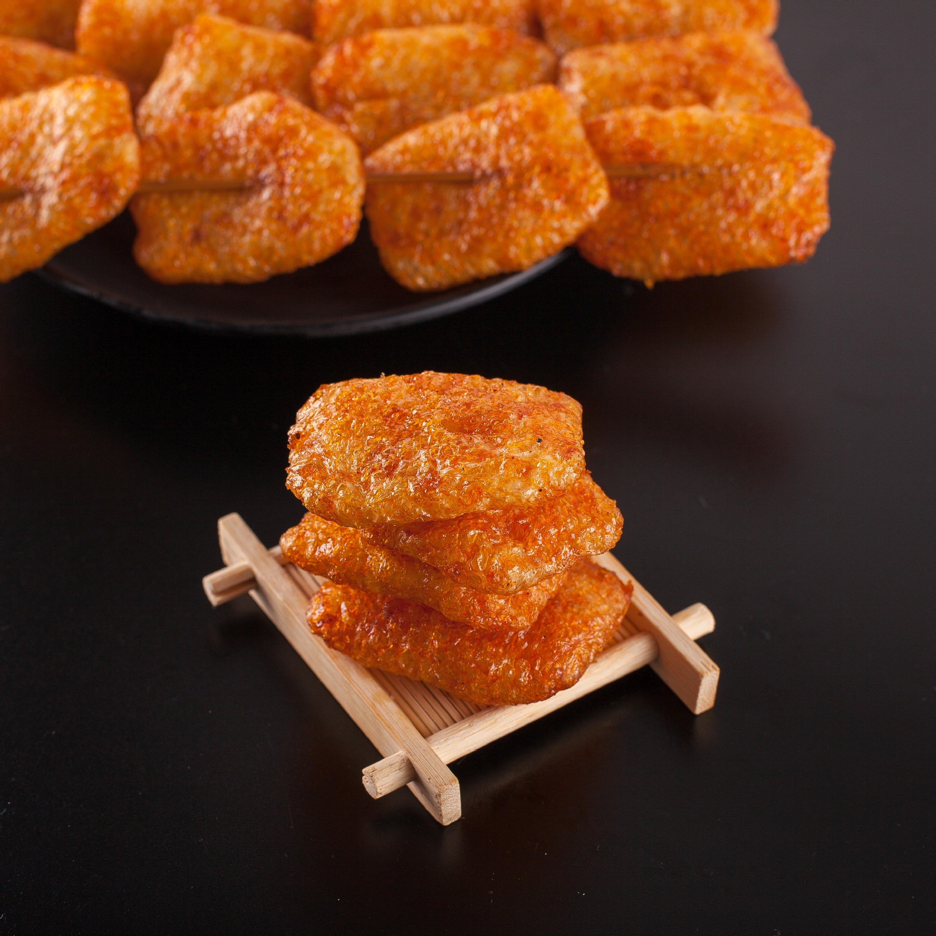 金喜旺辣肉串300克啤酒烤鸭串辣条面筋豆制品香麻辣素食8090后怀