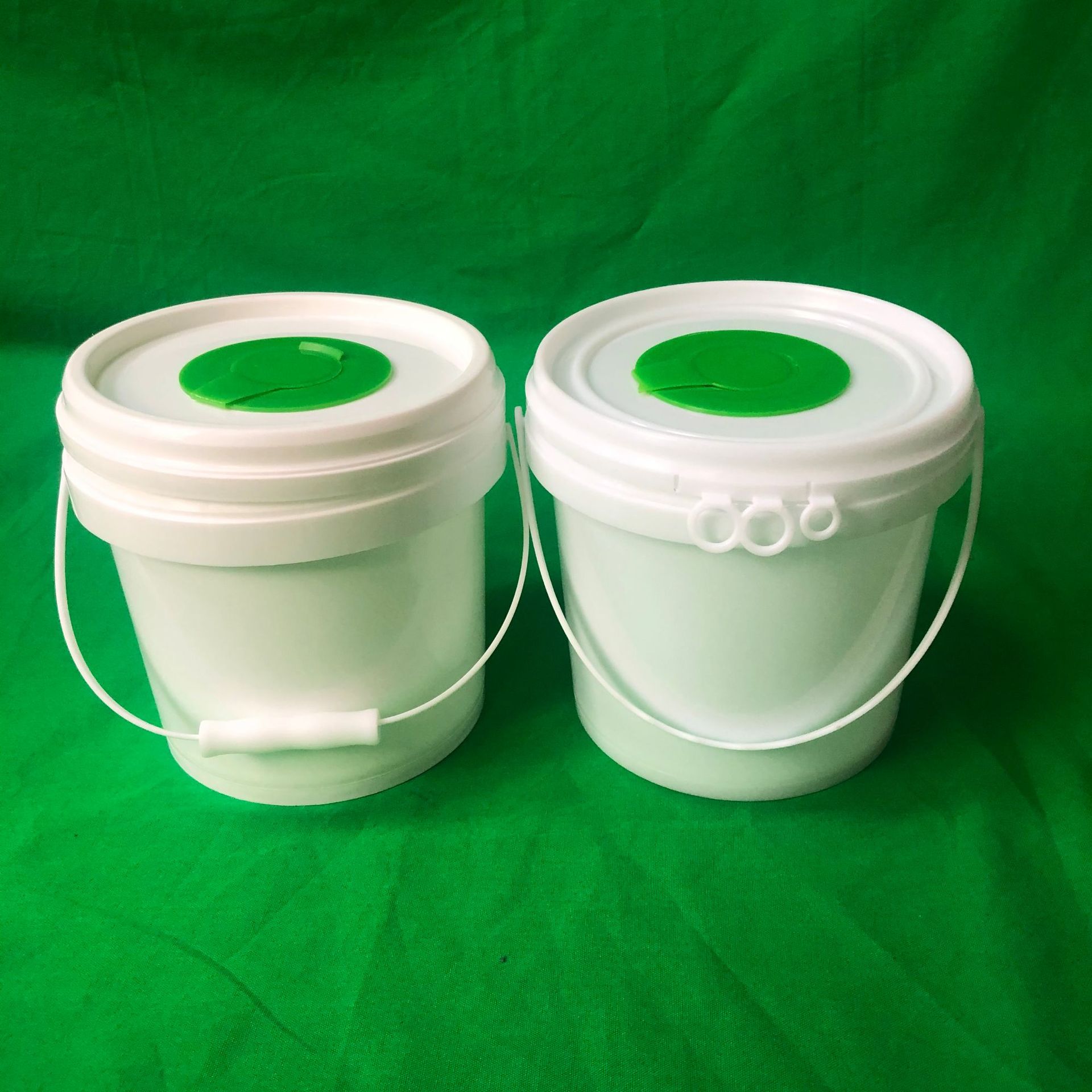 厂家直销消毒湿巾桶3升塑料桶3l包装工业抽拉湿巾桶3kg手提清洁桶