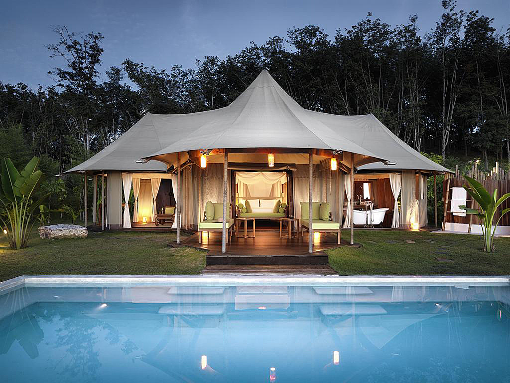 营地豪华大三室帐篷酒店 豪华帐篷餐厅 帐篷会客厅 帐篷咖啡厅