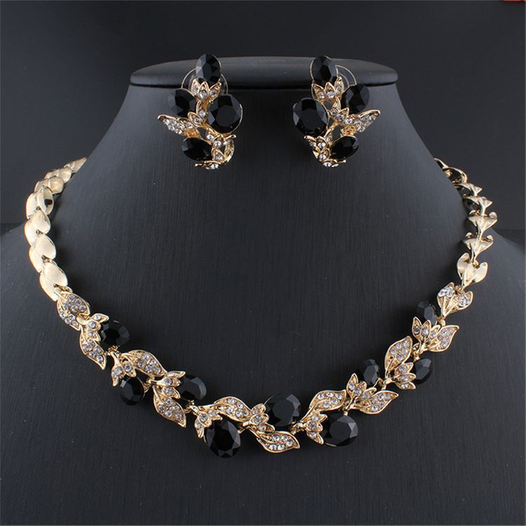 New Women's Jewelry Suit Bridal Necklace Earrings Wedding Two-Piece Set Banquet Accessories