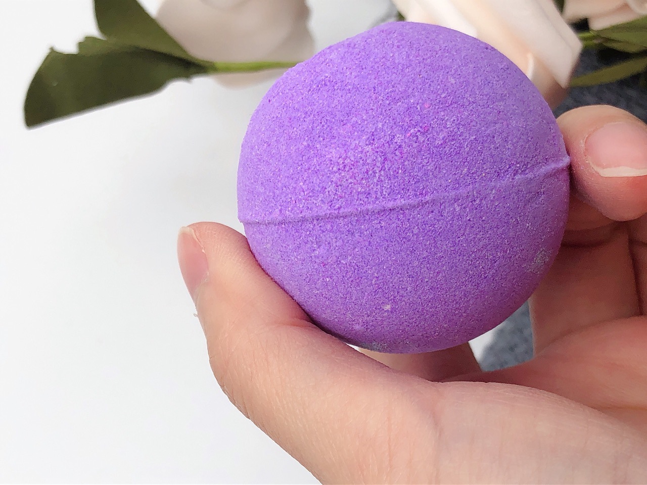 热销爆炸沐浴球泡泡浴球海盐滋润嫩肤泡澡球bath bombs洗澡用品