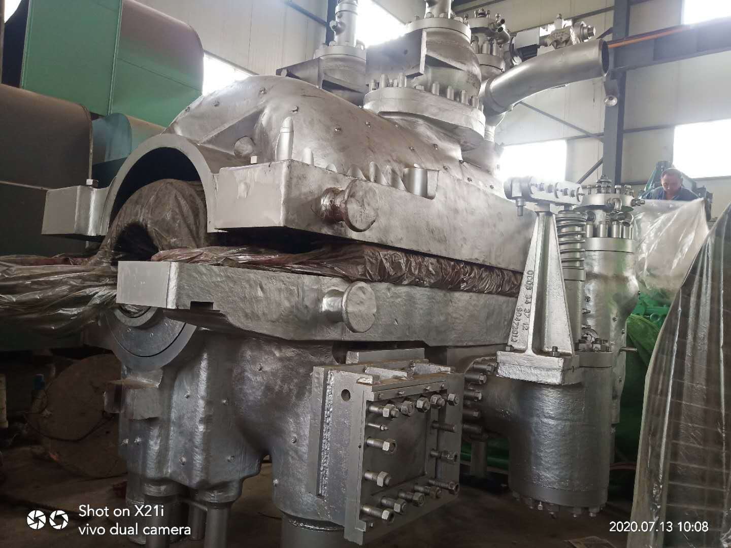 出售二手抽背式25mw汽轮机(cb25-8.83/3.82/0.98)