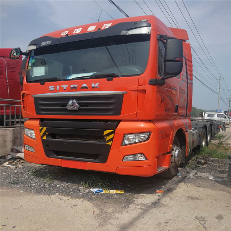 半挂牵引车头 解放牵引车头 二手半挂车头j6p挂车头交易市场报价