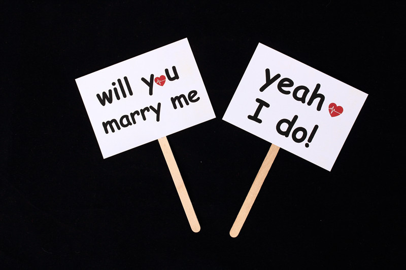 求婚拍照道具will you marry me手持拍照表白卡婚礼合影留念装饰