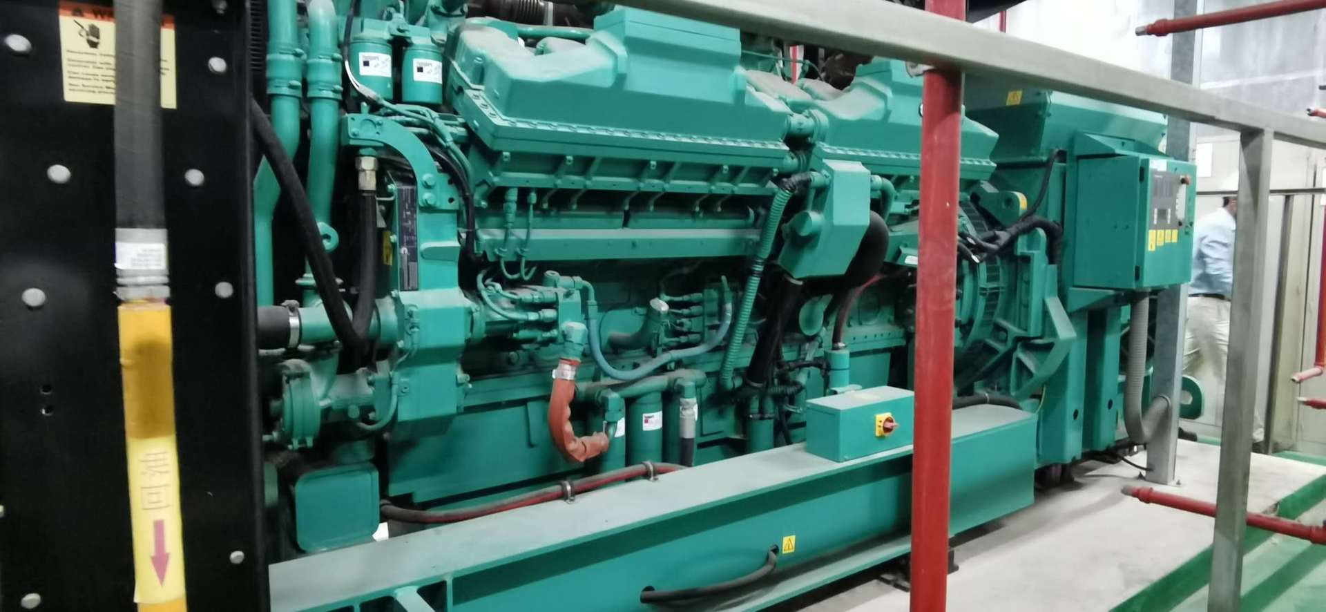 二手2000kw2500kva康明斯柴油发电机组qsk60g8发动机c2500d5a