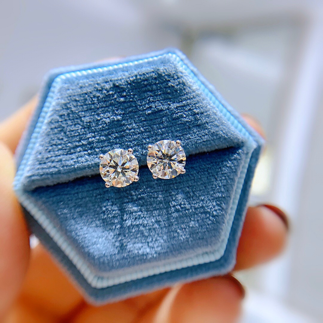 18k金gia钻石耳钉1克拉/1粒简约经典四爪钻石耳钉耳环百搭定制