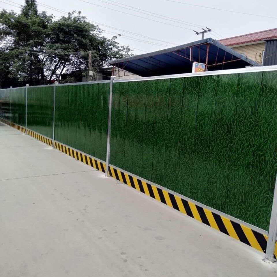 绿色小草彩钢板隔热彩钢瓦雨棚板遮阳棚工地围挡,厂房用防航拍