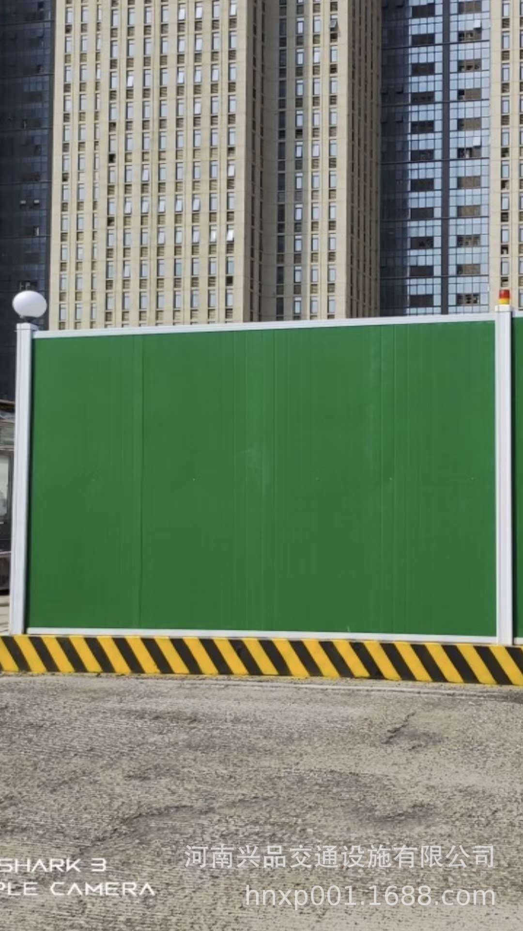 河南濮阳pvc施工围挡 铁皮彩钢板工程围挡厂家定做带安装 有现货