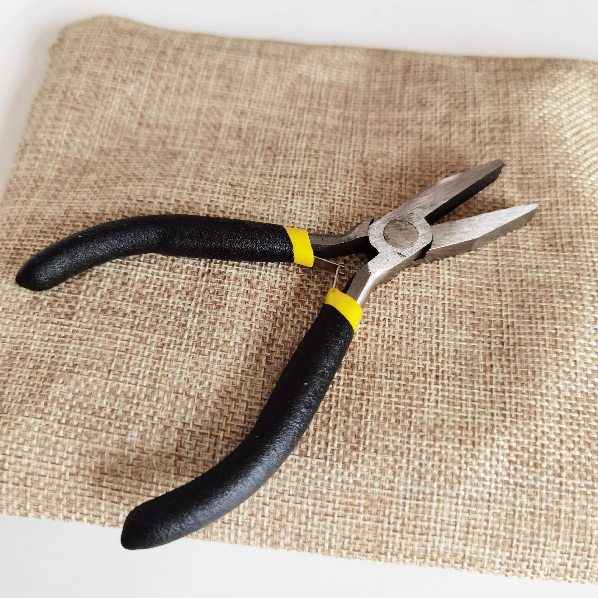 仟屹 钓鱼平口尖口绑鱼线钳子 绑钩工具 钓鱼工具钳 垂钓用品批发