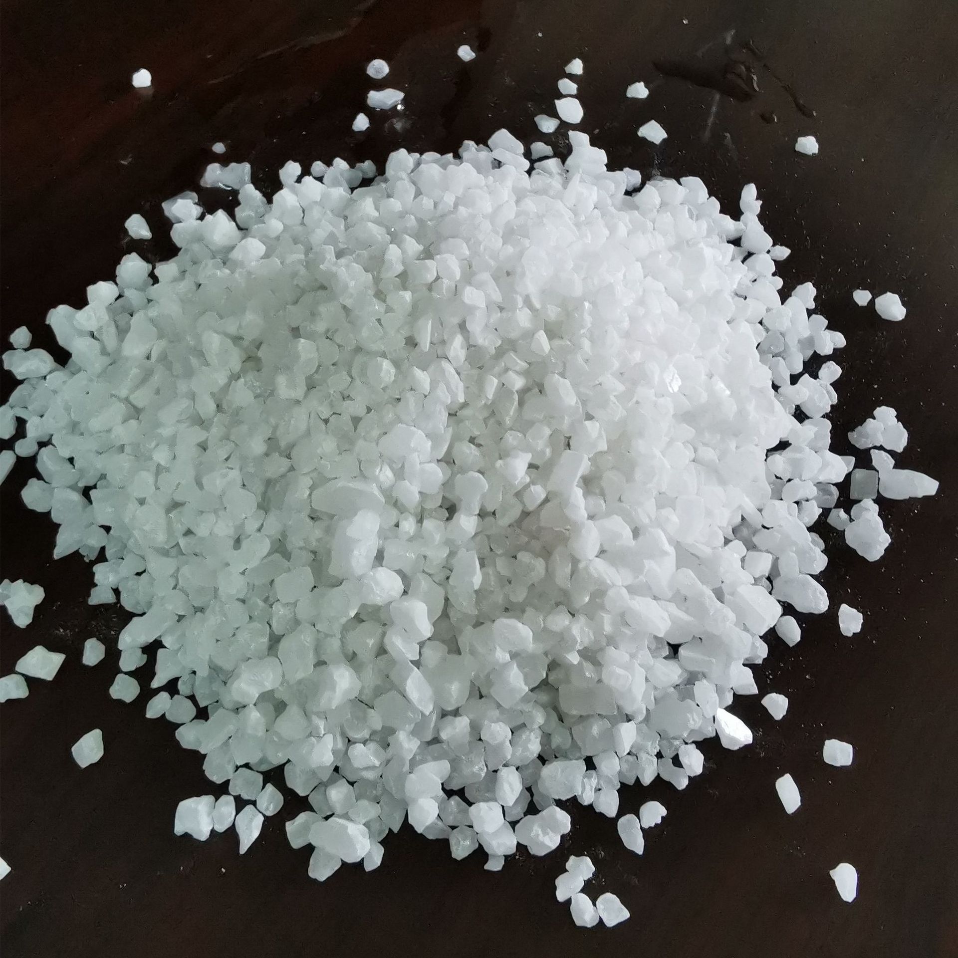 供应连州优质白晶砂无杂质80目雪花白5目至90目特白晶砂