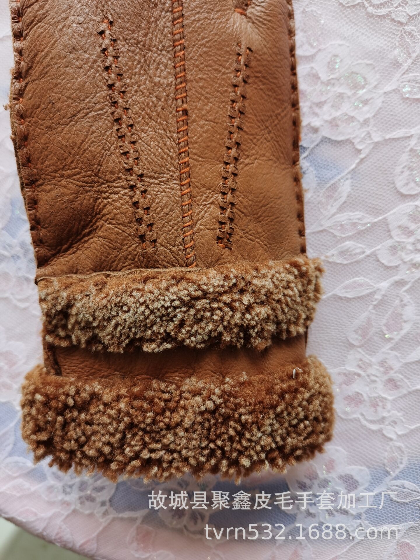 真皮毛一体二道毛手工逢手套