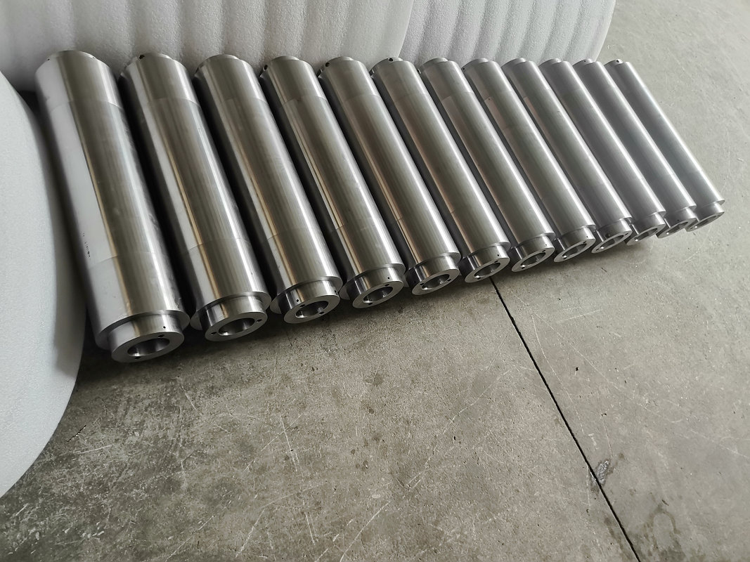 导轮罗拉主辊铁芯订做 多线切割机罗拉主辊槽轮铁芯订做 主辊铁芯