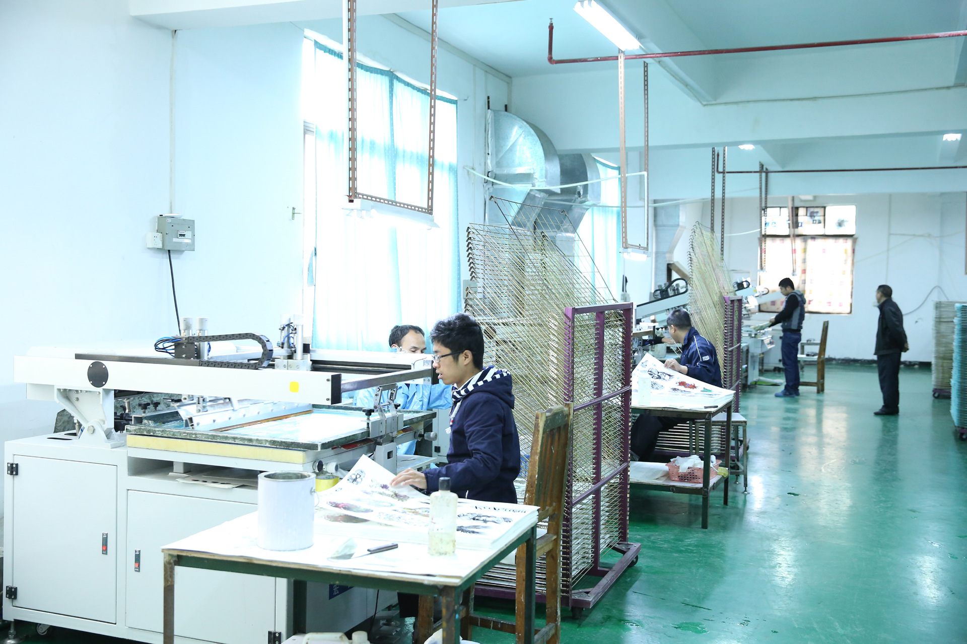 烫金,烫银纹身贴可以做一下工艺一:定制能力介绍:东莞源华工艺品有限