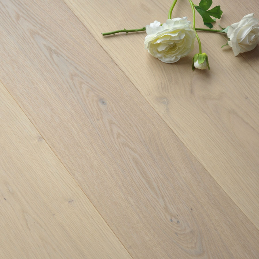 格林韦圣多层实木木地板实木复合地板烟熏拉丝白纹理平扣橡木大板