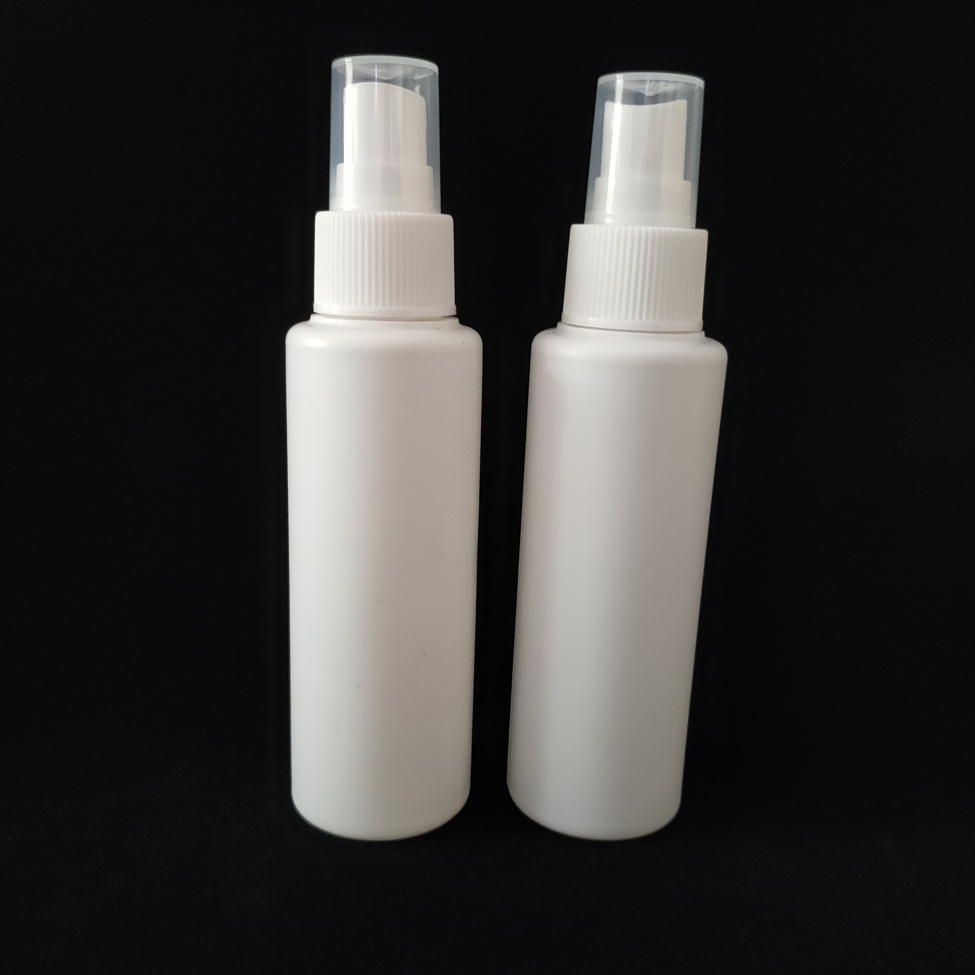 喷雾瓶 100毫升乳白色 100ml酒精喷雾瓶pet喷雾瓶 化妆喷雾瓶子