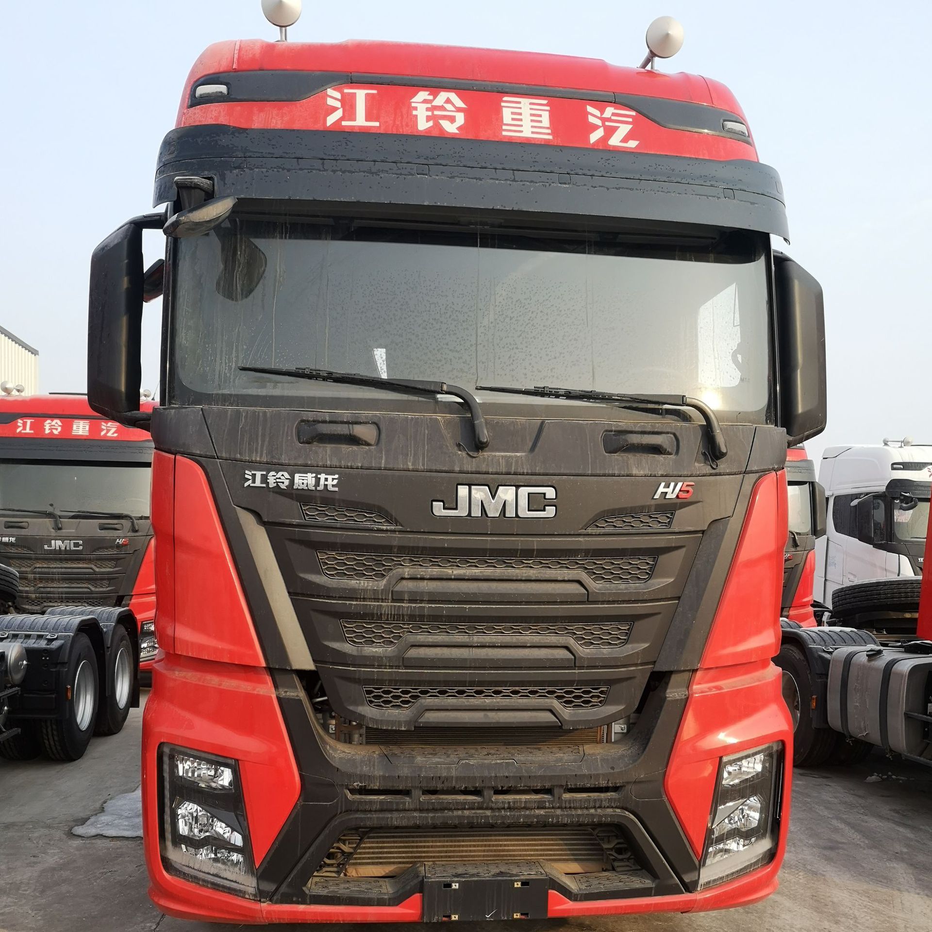 国五 江铃重卡 530马力 6*4 新款 低油耗 高颜值 牵引车